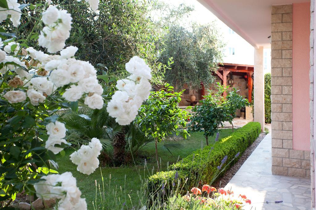 Villa Stobrec Exterior photo